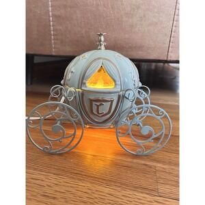 Disney Cinderella Carriage Scentsy Wax Warmer Princess LED Coach Lamp SO PRETTY